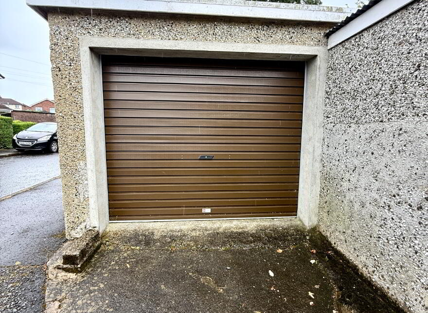 17 Rossdowney Park, Waterisde, L'Derry, BT47 5NR