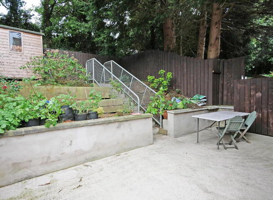 27 Woodbreda Park, Saintfield Road, Belfast, BT8 7HY