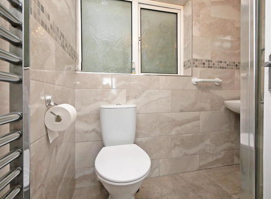 27 Woodbreda Park, Saintfield Road, Belfast, BT8 7HY