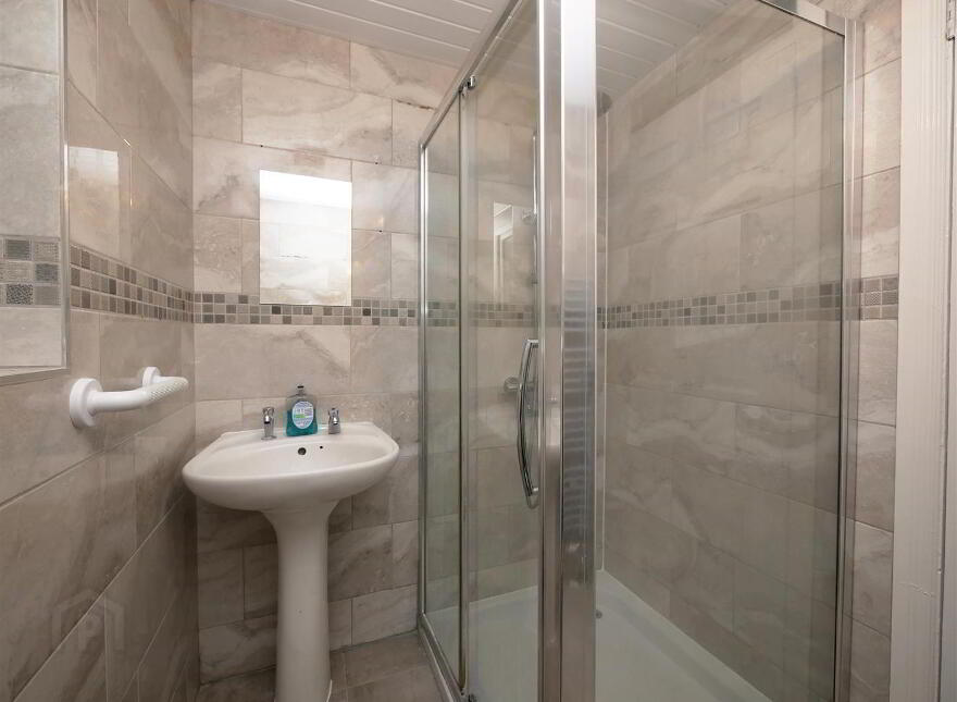 27 Woodbreda Park, Saintfield Road, Belfast, BT8 7HY