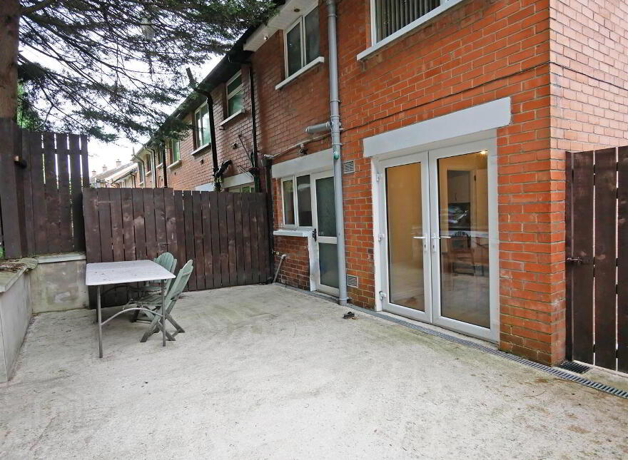 27 Woodbreda Park, Saintfield Road, Belfast, BT8 7HY