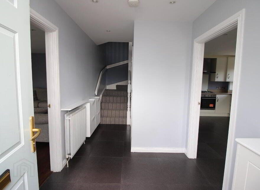 18 Ballantine Gardens, Lisburn, BT27 5FB