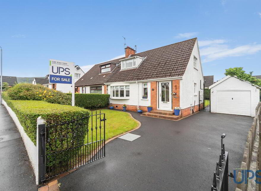 17 Ladybrook Avenue, Finaghy Road North, Belfast, BT11 9EY photo