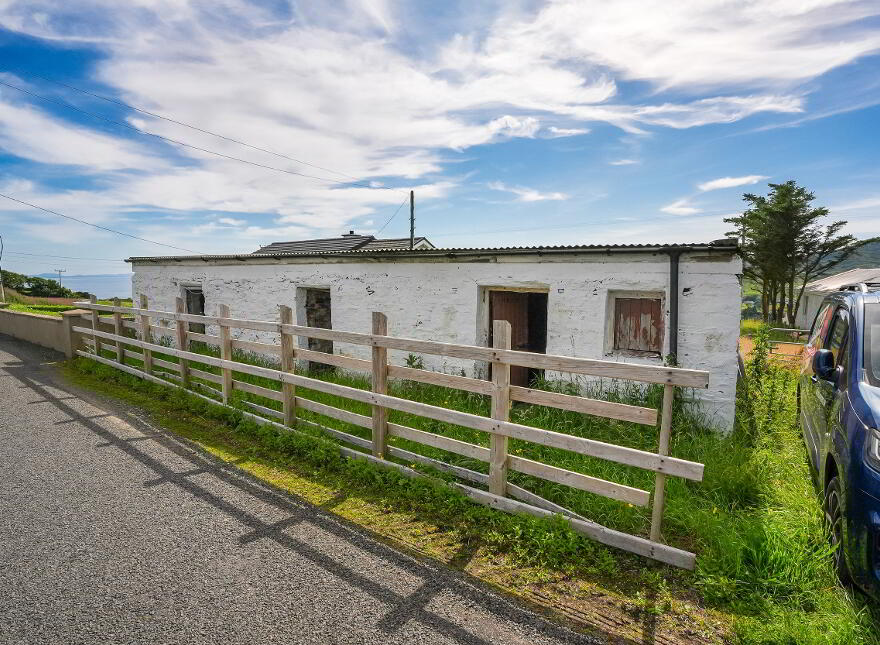 Curris, Kilcar, F94P6E4