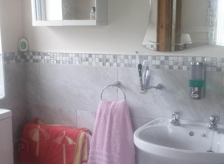 Cruck House, Carndonagh, F93HP22