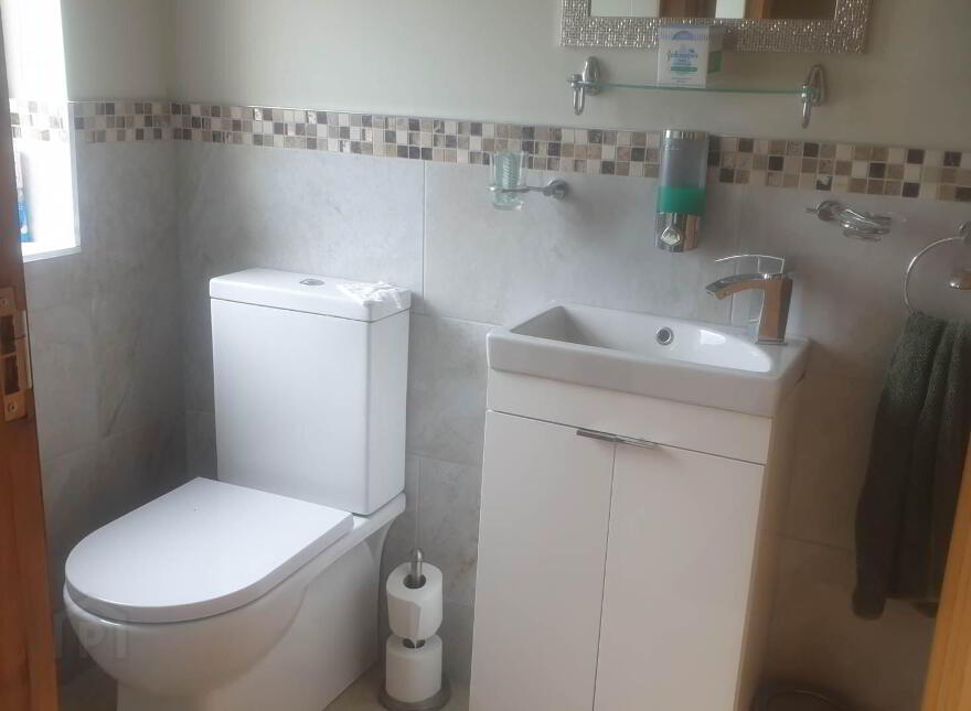 Cruck House, Carndonagh, F93HP22