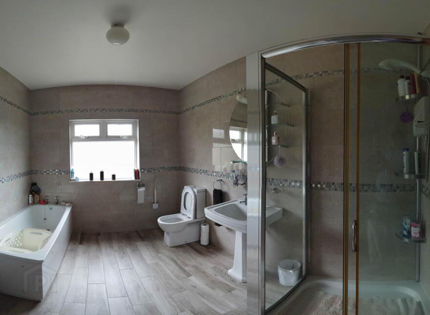 Cruck House, Carndonagh, F93HP22