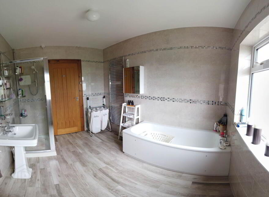 Cruck House, Carndonagh, F93HP22