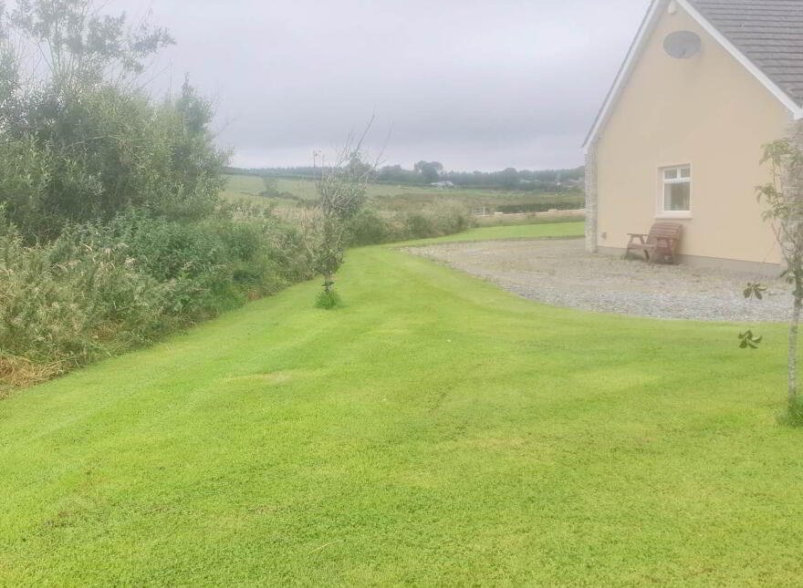 Cruck House, Carndonagh, F93HP22