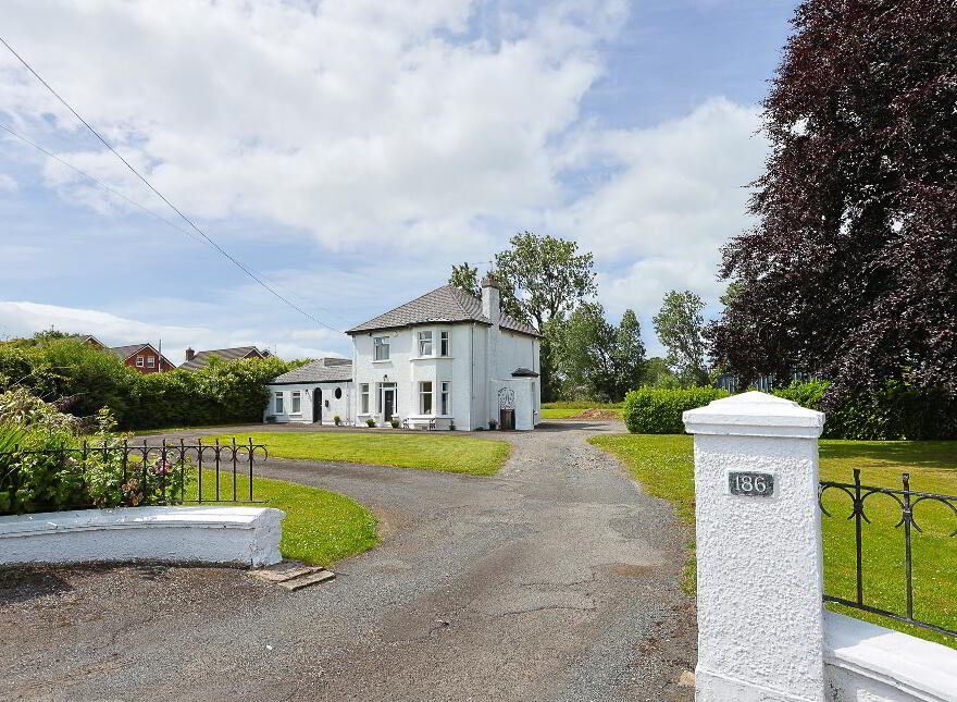 186 Tandragee Road, Portadown, BT62 3BP photo