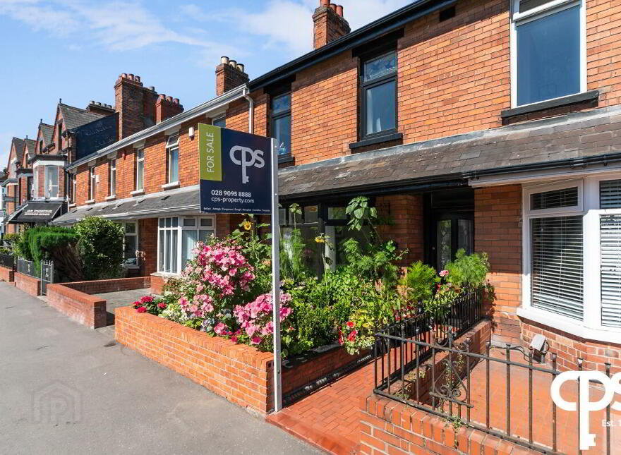 651 Lisburn Road, Belfast, BT9 7GT