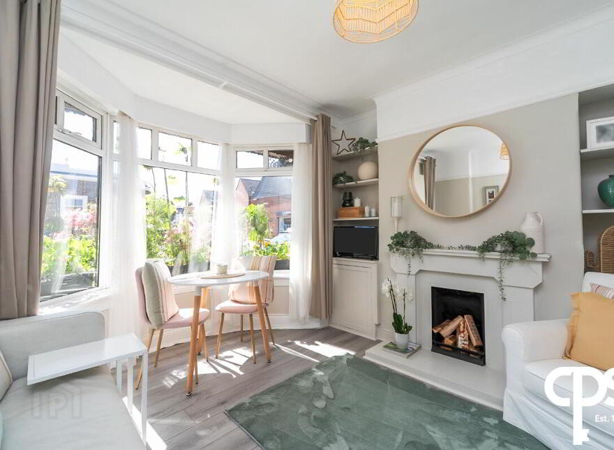 651 Lisburn Road, Belfast, BT9 7GT