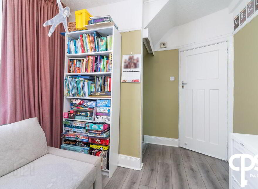 651 Lisburn Road, Belfast, BT9 7GT