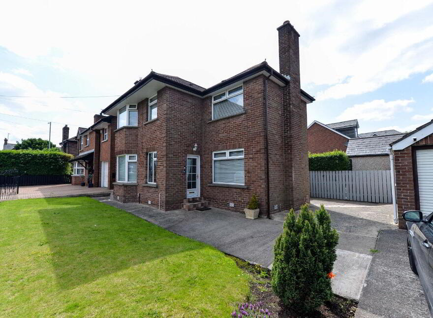 2a Clonallon Gardens, Belfast, BT4 2BY