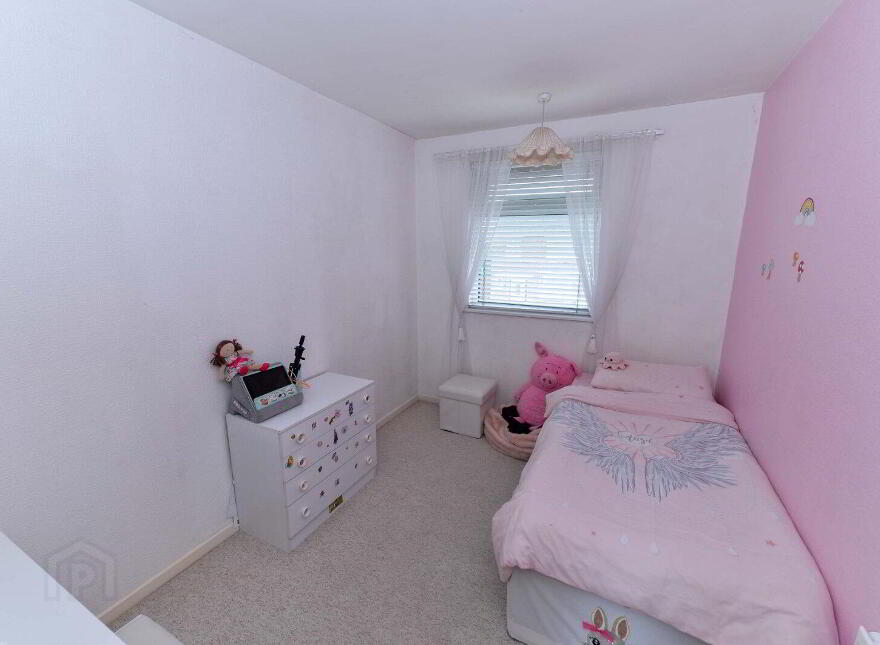 2a Clonallon Gardens, Belfast, BT4 2BY