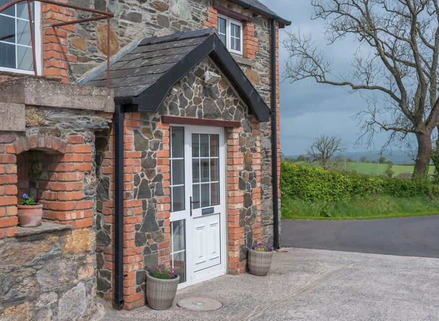 133a Ballygowan Road, Hillsborough, BT26 6EG