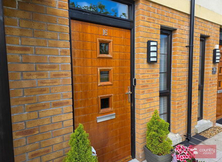 16 Chantry Gardens, Greenisland, Carrickfergus, BT38 8GE