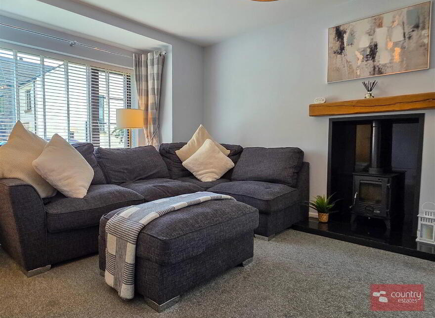 16 Chantry Gardens, Greenisland, Carrickfergus, BT38 8GE