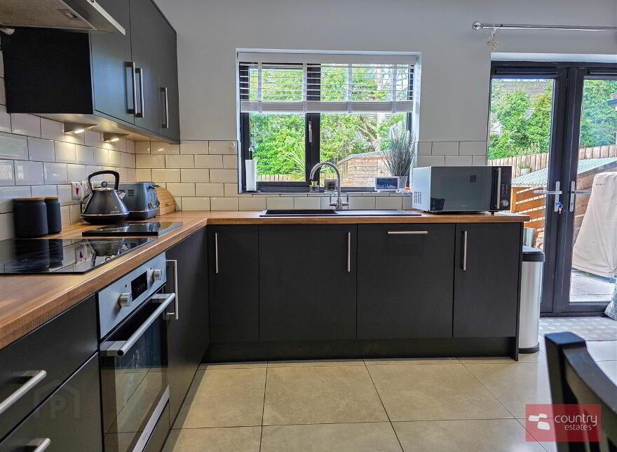 16 Chantry Gardens, Greenisland, Carrickfergus, BT38 8GE