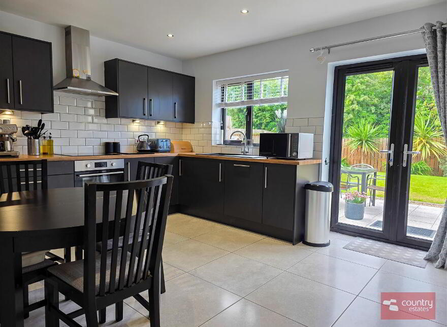 16 Chantry Gardens, Greenisland, Carrickfergus, BT38 8GE