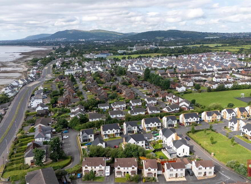 16 Chantry Gardens, Greenisland, Carrickfergus, BT38 8GE