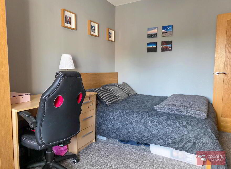 16 Chantry Gardens, Greenisland, Carrickfergus, BT38 8GE