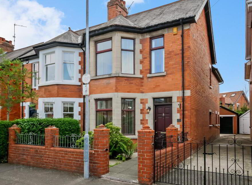 22 St. Johns Avenue, Upper Ormeau, Belfast, BT7 3JE photo