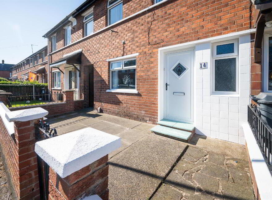 14 Lisavon Drive, Belfast, BT4 1LJ