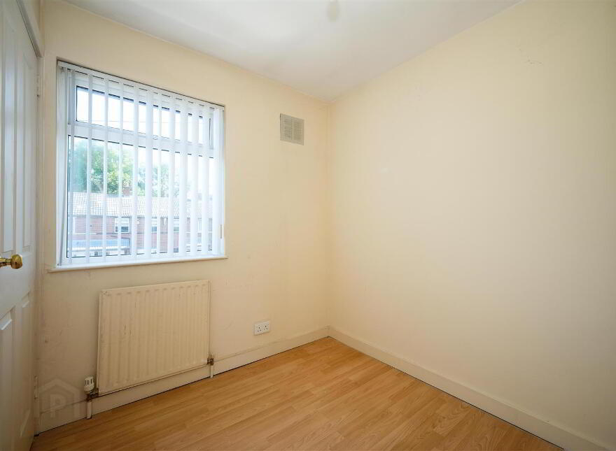 14 Lisavon Drive, Belfast, BT4 1LJ
