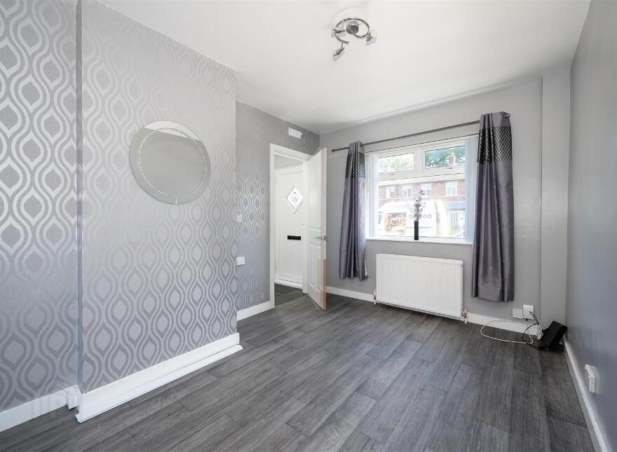 14 Lisavon Drive, Belfast, BT4 1LJ