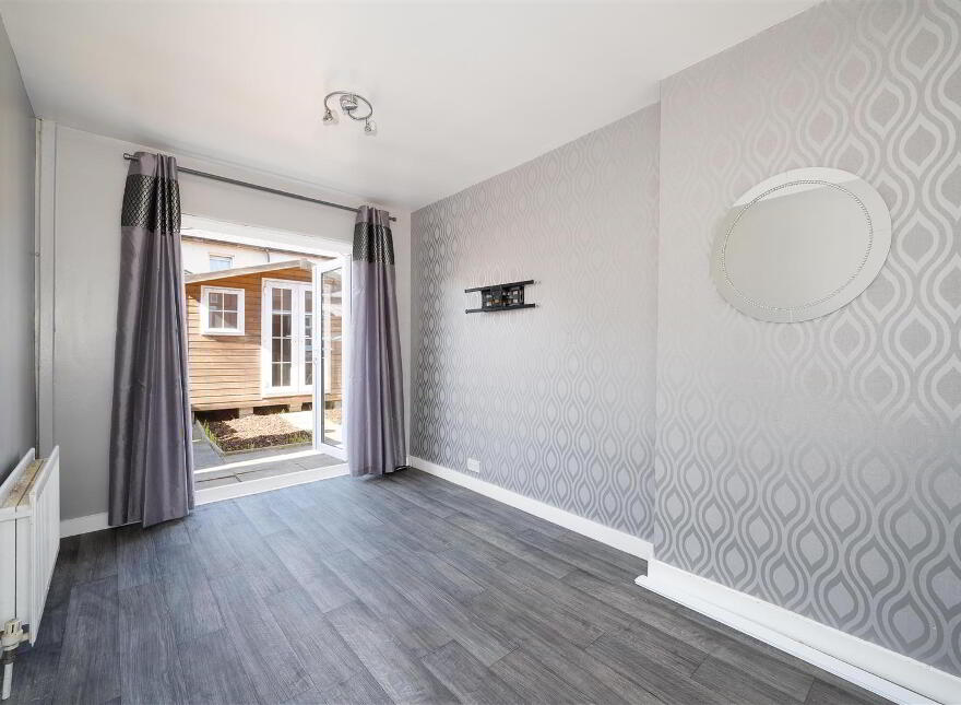 14 Lisavon Drive, Belfast, BT4 1LJ