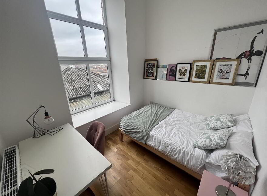 Apt, 201 Edenderry Lofts, Belfast, BT14 7EN