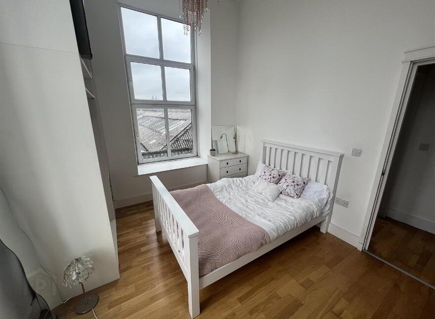 Apt, 201 Edenderry Lofts, Belfast, BT14 7EN