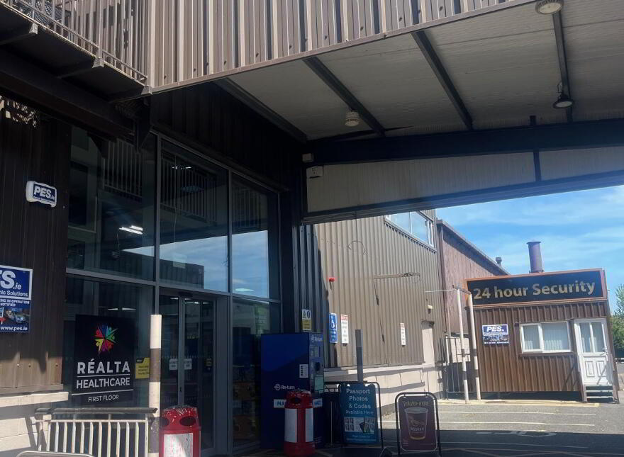 Killinardan Shopping Complex, Tallaght, Dublin, D24