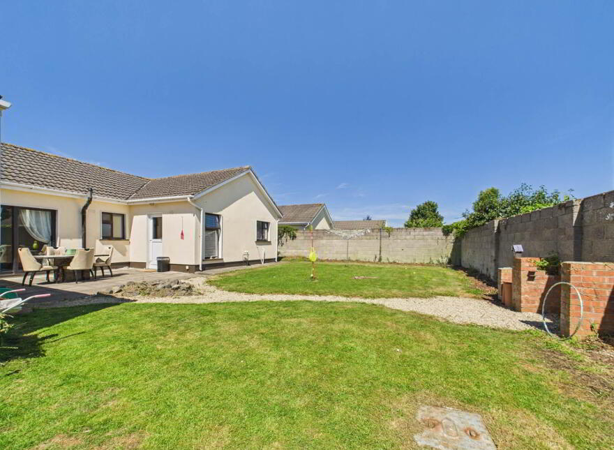 46 Mansfield Grove, Athy, R14AW08
