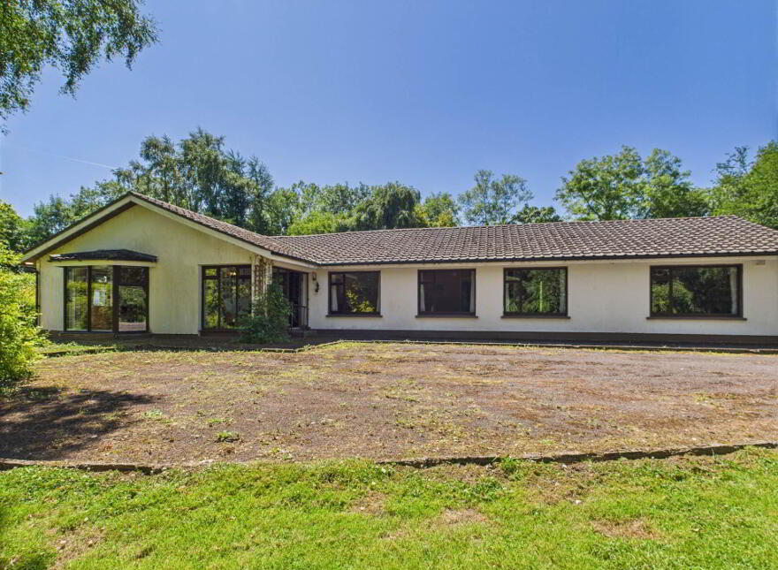 Gracefield Lodge, Ballyvass, Athy, R14HW86 photo