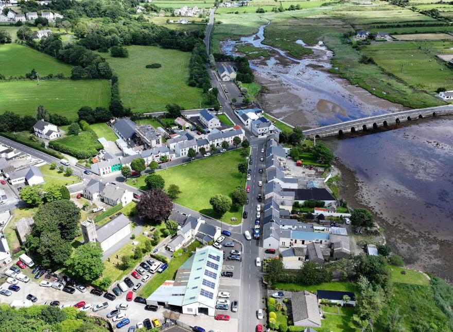 Lily`s Bar, Malin Town, Malin, F93Y47X