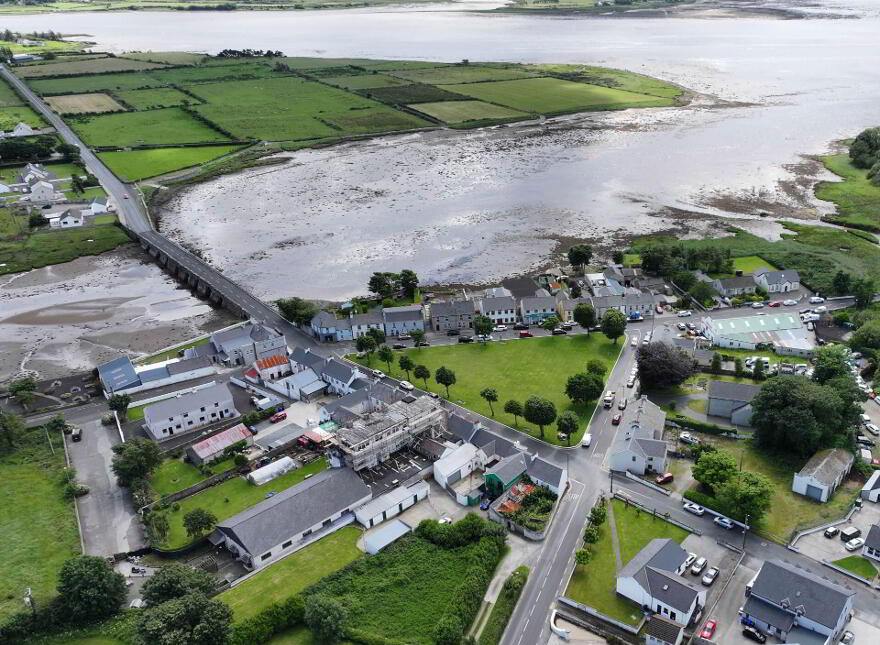 Lily`s Bar, Malin Town, Malin, F93Y47X