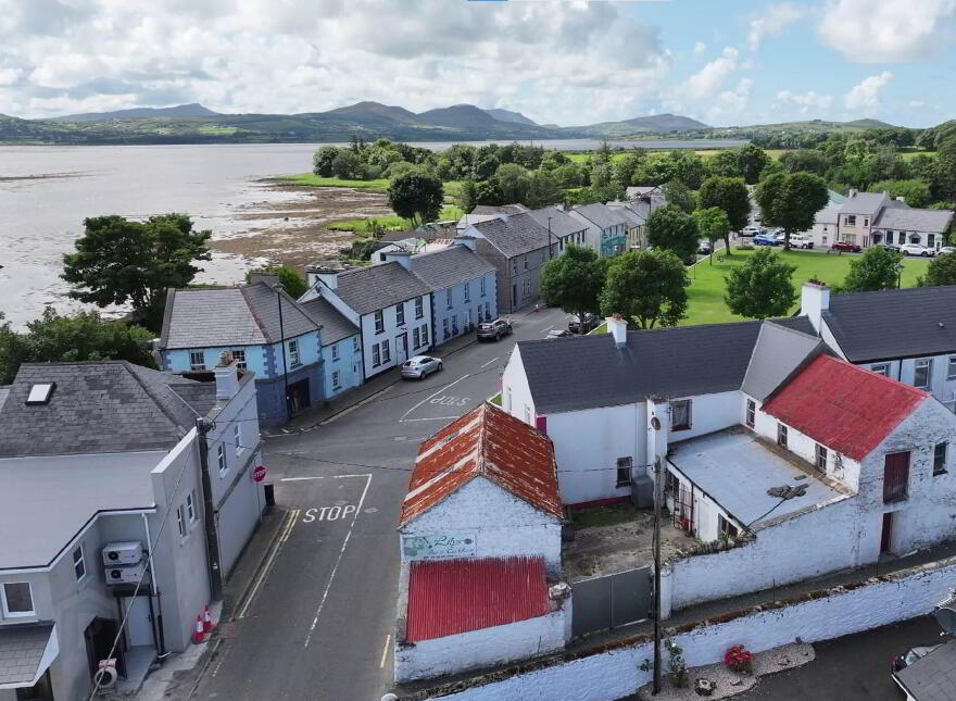 Lily`s Bar, Malin Town, Malin, F93Y47X