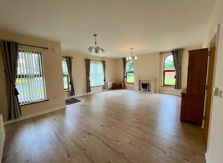 31 Tullymore Garden, Broughshane, Ballymena, BT43 7GU