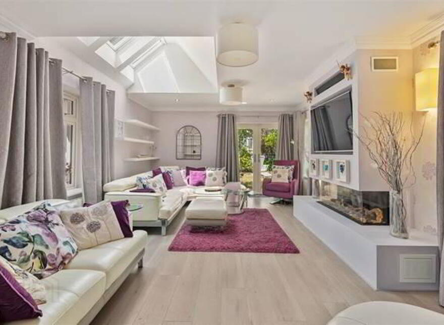35 Laburnum Avenue, Forest Hill, Carrigaline