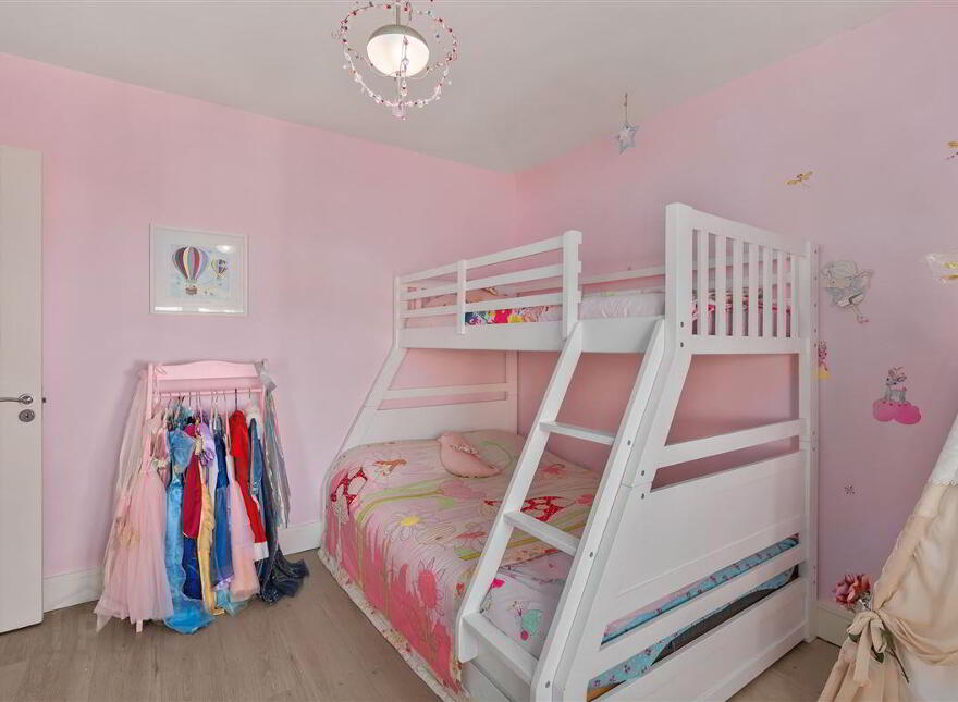 35 Laburnum Avenue, Forest Hill, Carrigaline