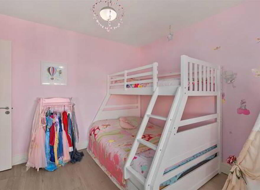 35 Laburnum Avenue, Forest Hill, Carrigaline