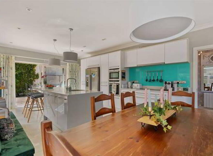 35 Laburnum Avenue, Forest Hill, Carrigaline