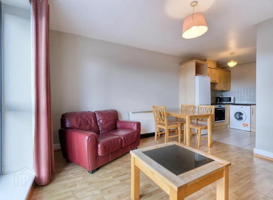 31 Sandy Lane, Richmond Street, N39Y526