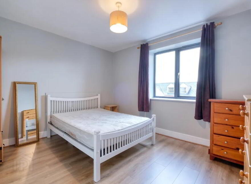 31 Sandy Lane, Richmond Street, N39Y526