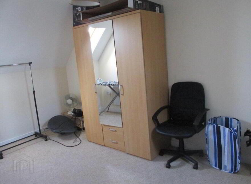 69 Earlsfort, Moira, BT67 0LY