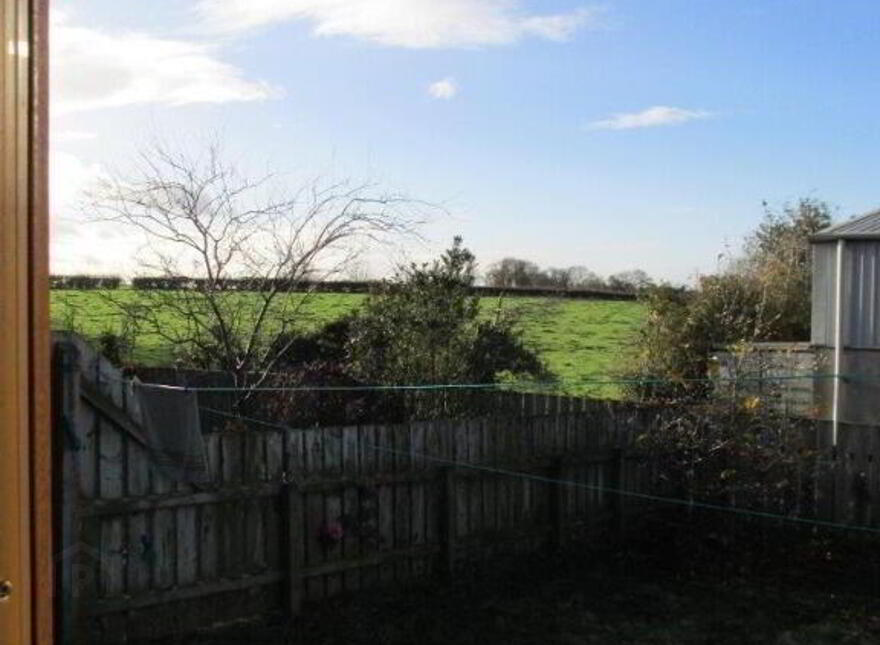 69 Earlsfort, Moira, BT67 0LY