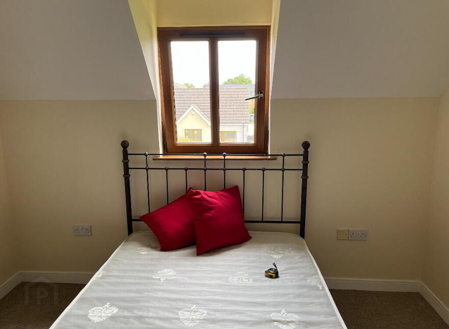 69 Earlsfort, Moira, BT67 0LY