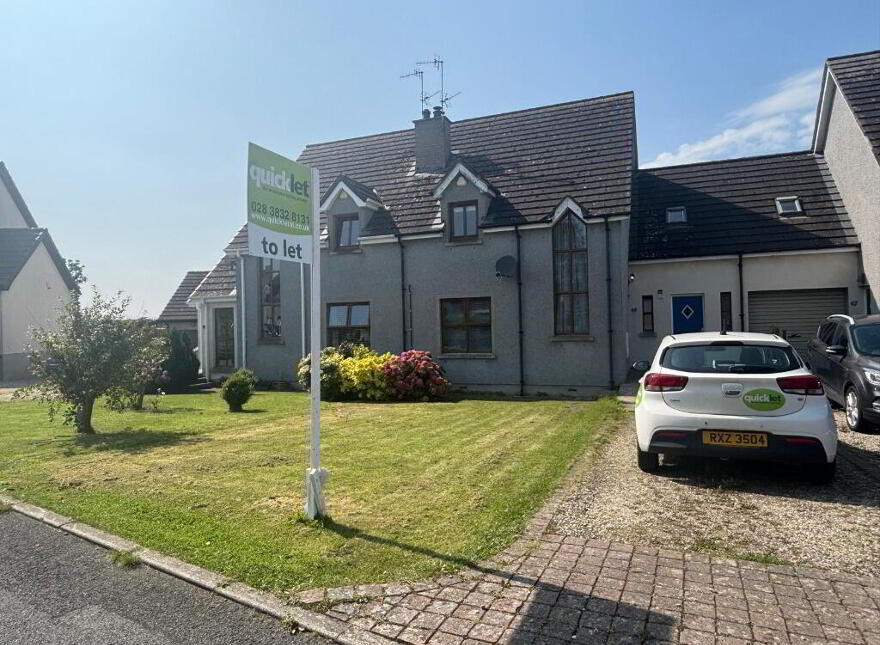 69 Earlsfort, Moira, BT67 0LY
